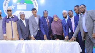 Deg deg Barlamnka cusub e Jubbaland oo Ladhaariyay Gudomiyena dortay [upl. by Ahselrac]