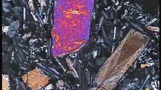 Structures et minéraux des roches en microscope [upl. by Cheatham]