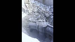 Spiral breakage process of stone Good tools and machinery make work easy [upl. by Doraj]