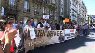 Manifestation devant Ambassade Marocaine  Paris quotMamsawtinch quot [upl. by Kayle]