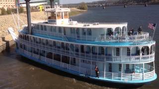 Riverboat TWILIGHT leaving Dubuque Iowa 2 October 2012 [upl. by Bushweller]