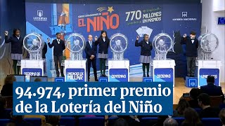 El 94974 primer premio de la Lotería del Niño [upl. by Tellford]