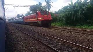 13015 UPHowrah  Bolpur Kavi Guru Express WAP 4 Meets Malda  Howrah Intercity Express [upl. by Ahsercel]