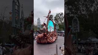 Disneyland parades 음악이 신나 함께 즐긴 디즈니랜드 퍼레이드 [upl. by Ocicnarf400]