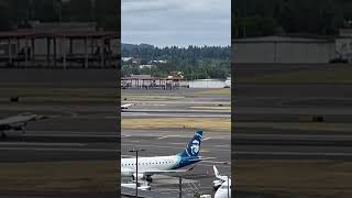 Thunderbirds f16 landing at pdx [upl. by Emil]