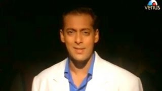 quotAaj Kal Ki Ladkiyan Full Song quot Chal Mere Bhai  Salman Khan amp Karishma Kapoor [upl. by Hennessy]