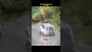 Mobil kijang adu banteng dengan temannya sendiri 🫣 gamepc shorts toyotakijang [upl. by Ayamat]