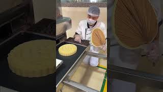 How Many Workers Are Slacking Off In The Mooncake Factory cake mooncake food [upl. by Farhi901]