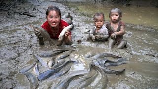 How to harvest giant fish ponds with your children to sell at the market buy food for your children [upl. by Annat465]