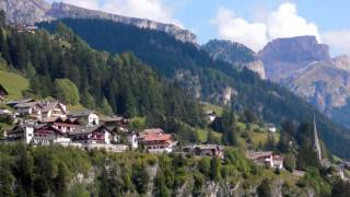 Die Dolomiten  Wolkenstein  St Ulrich  St Cristina  Grödner Tal [upl. by Amirak]