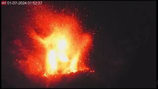 Jan 7 2024 night Large Strombolian eruption from Semeru volcano Indonesia [upl. by Weyermann]