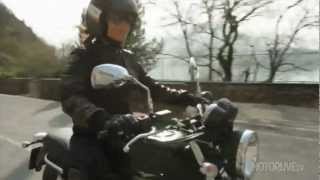 TEST  Moto Guzzi V7 [upl. by Schriever396]