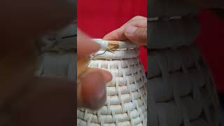 The process of making a wicker vase out of corn [upl. by Nydia]