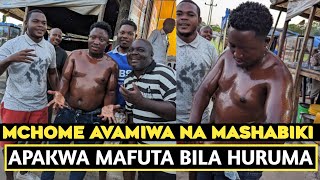 TAZAMA MCHOME MAPOVU AVAMIWA NA MASHABIKIAPAKWA MAFUTA KISA AHADI HIIAOMBA MSAMAHA SIMBA KUBWA [upl. by Burch]