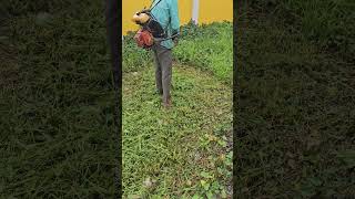 Gasoline Mowing Techniques  បច្ចេកទេសកាត់ស្មៅប្រើម៉ាស៊ីនសាំង  cutting patterns for an even lawn [upl. by Xam]