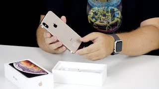 Распаковка iPhone XS Max в золоте [upl. by Eemyaj]