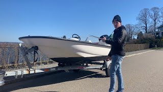 2004 Boston Whaler 130 Sport Walkaround [upl. by Margeaux]