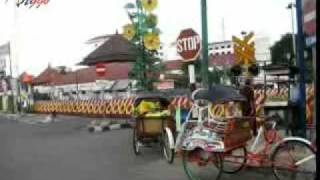 Shunting Trains in Yogyakarta Railway Crossings [upl. by White]