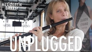 Residentie Orkest Unplugged ♫ Eline van Esch over haar fluit [upl. by Zachary]