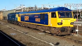 47749 Gives 92032 a little Push at Crewe [upl. by Dianne]