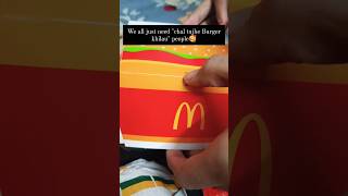 Chal tujhe burger khilauburger shortsvideo like explore supportme foodclips challenge [upl. by Arikahc]