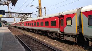 12970JaipurCoimbatore SF Express At AJNI Station [upl. by Kristianson414]