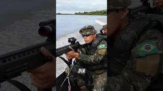 Exército brasileiro entrou em confronto com guerrilheiros das FARC na Colômbia  Operação Traíra [upl. by Lobiv625]