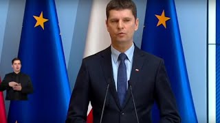 Koronawirus w Polsce Znamy terminy matur Minister edukacji o dalszych ograniczenia dla szkół [upl. by Otrebron]