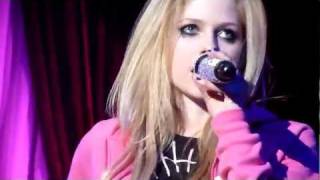 Avril Lavigne  Push  Complicated live Chile [upl. by Cressler]