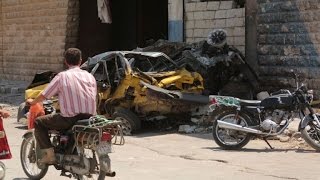 Syrie 2 morts dans un bombardement de la province dIdlib OSDH [upl. by Dnalevelc]