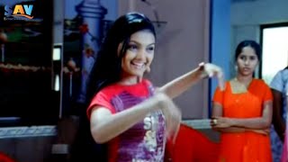 Amazing Kathak Dance by Saranya Mohan  Arundathi Nakshathram Movie Scene [upl. by Hepsibah]