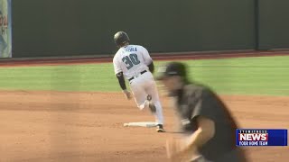 Josh Zamora’s insidethepark home run leads Beloit Sky Carp past the West Michigan Whitecaps [upl. by Nnylarac]