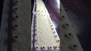 White forest cake squire 21 fit lambacakedecoration viralvideo [upl. by Sofer]