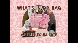 Whats in my bag  Marc Jacobs Mini Crinkle Leather Bublegum tote [upl. by Nahtnoj]