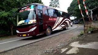 Bus Makassar  Toraja Tiba Pagi [upl. by Noside936]