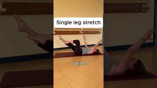 Pilates enchaînement single leg stretch et double leg stretch avec Lidwine [upl. by Edsel281]