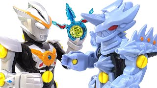 Ultraman RB Rosso amp Blu Transform Ruebe VS Kaiju Grigio Regina DIY Toy Robot Kit Unboxing Review [upl. by Kelcy]