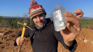 Finding BIG Quartz Crystals In Arkansas [upl. by Narruc]