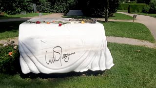 Auch das ist Wien  Berühmte Gräber  Udo Jürgens  Grab am Wiener Zentralfriedhof [upl. by Lynda720]