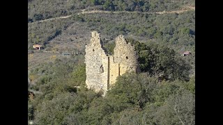 Le Château de Padern et le prieuré de Molhet depuis Padern [upl. by Dabney332]