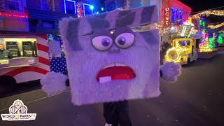 Movie Park Parade – HoHoHollywood on Parade Neuheit 2023 Movie Park’s Hollywood Christmas Winter [upl. by Einattirb]