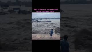 Tsunami in Ganga river 😀 [upl. by Pyotr]