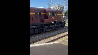 Alco in charge  4501 departs trains nswtrains [upl. by Kirstin896]