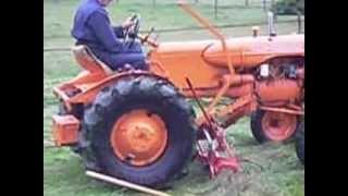 Allis Chalmers D270 gras maaien [upl. by Enitsugua]