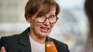 Bundesbildungsministerin StarkWatzinger „Wir haben nicht ein sondern viele Probleme“ [upl. by Tiphany]