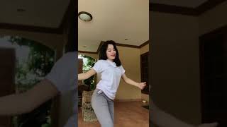 goyang tiktok viral 2021  tipis tipis damagenya bahaya [upl. by Romeon494]