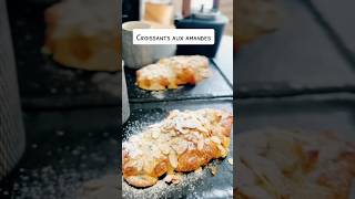 Croissants aux amandes 🥐 [upl. by Stavro]