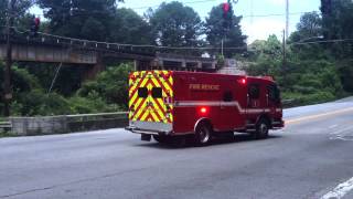 Dekalb Co Fire amp Rescue Light Rescue 1 Responding through Intersection EQ2BAirhorn [upl. by Arjun]