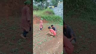 lucu fyp ngakak mantuan ema ngalaan jukut dina kebon suukshorts subscribe shortvideo [upl. by Gotthard]