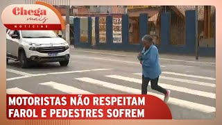 Moradores sofrem com desrespeito a farol e pedestres em SP  Chega Mais Notícias 090924 [upl. by Carey]